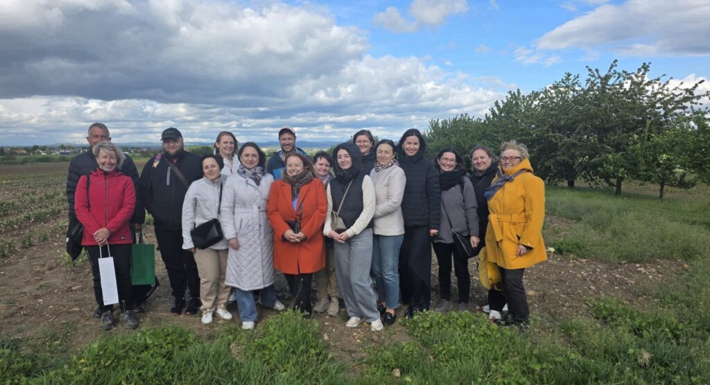 A doua zi, Sesiune practică În cadrul vizitei de studiu “Sistemul Uniunii Europene de Pașapoarte Fitosanitare și Certificarea Culturilor de Înmulțire, inclusiv Post-controlul Culturilor Agricole și Legumicole”